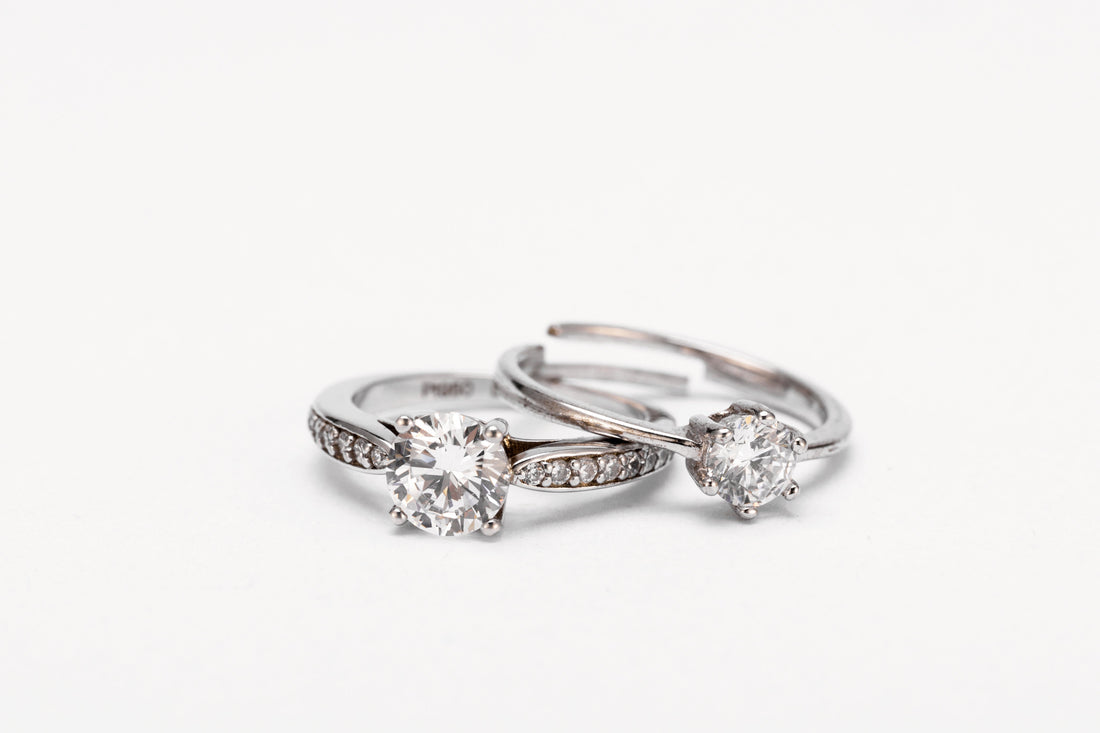 Bague minimaliste empilable argent : le guide du stacking - Une Passion à La Fois