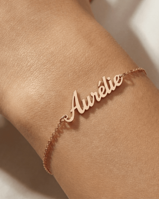 Bracelet Personnalisé en Acier Inoxydable : Comment Choisir son Bijou pour la Saint-Valentin