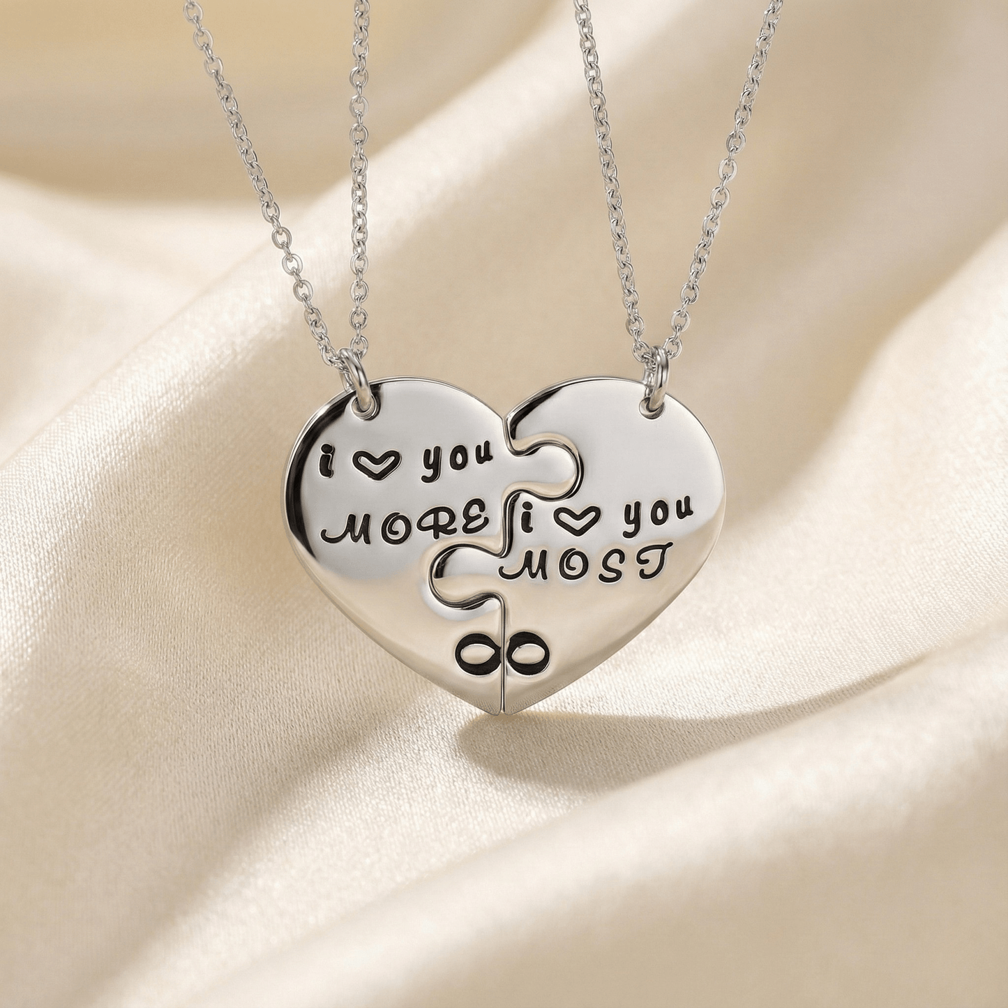 Collier Couple Puzzle Cœur en Acier Inoxydable | Votre Lien, Gravé à Jamais - Love You More