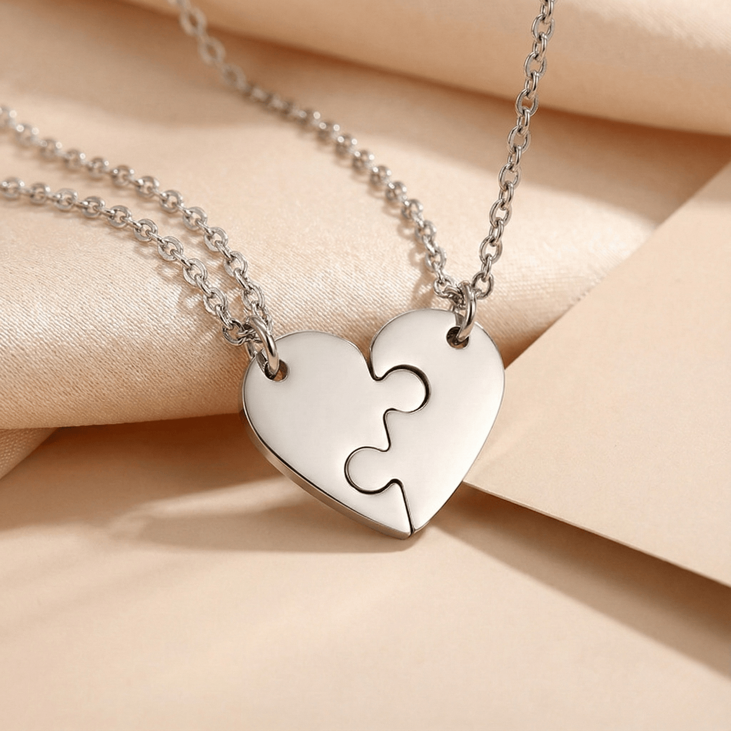 Collier DUO Puzzle Personnalisé Gravé | Acier Inoxydable - Coeur blanc